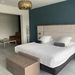 雷莱杜拉克酒店