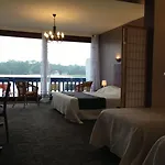 雷莱杜拉克酒店 酒店 3*