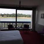 雷莱杜拉克酒店 3*