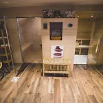 雷莱杜拉克酒店 酒店 3*