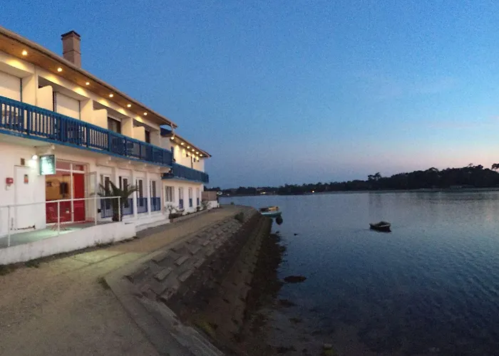 Le Relais Du فندق