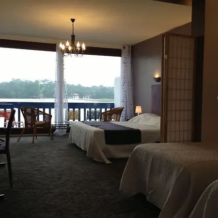 Le Relais Du Hotel 3*