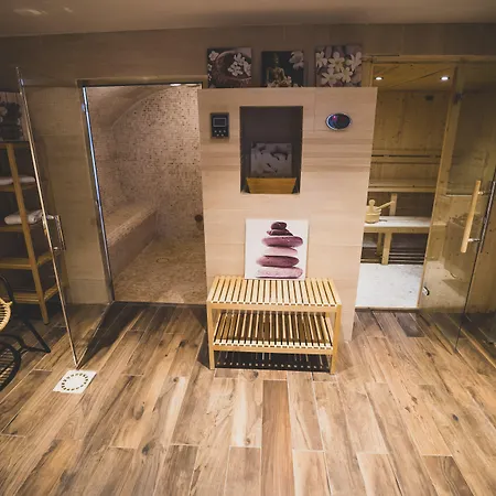 Le Relais Du Hotell 3*