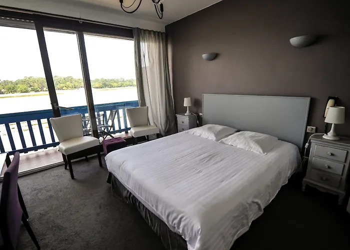 Le Relais Du Hotel 3*